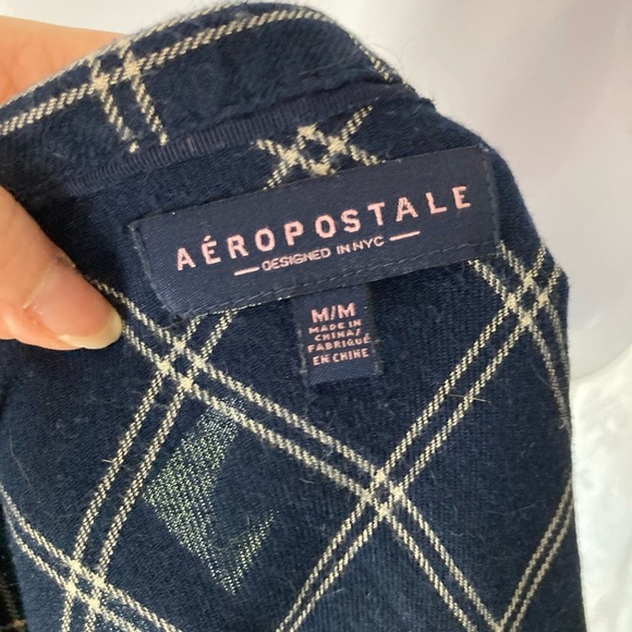 Aeropostale Flannel Women’s Navy Blue Checkered  Shirt M Good Condition - Picture 3 of 4